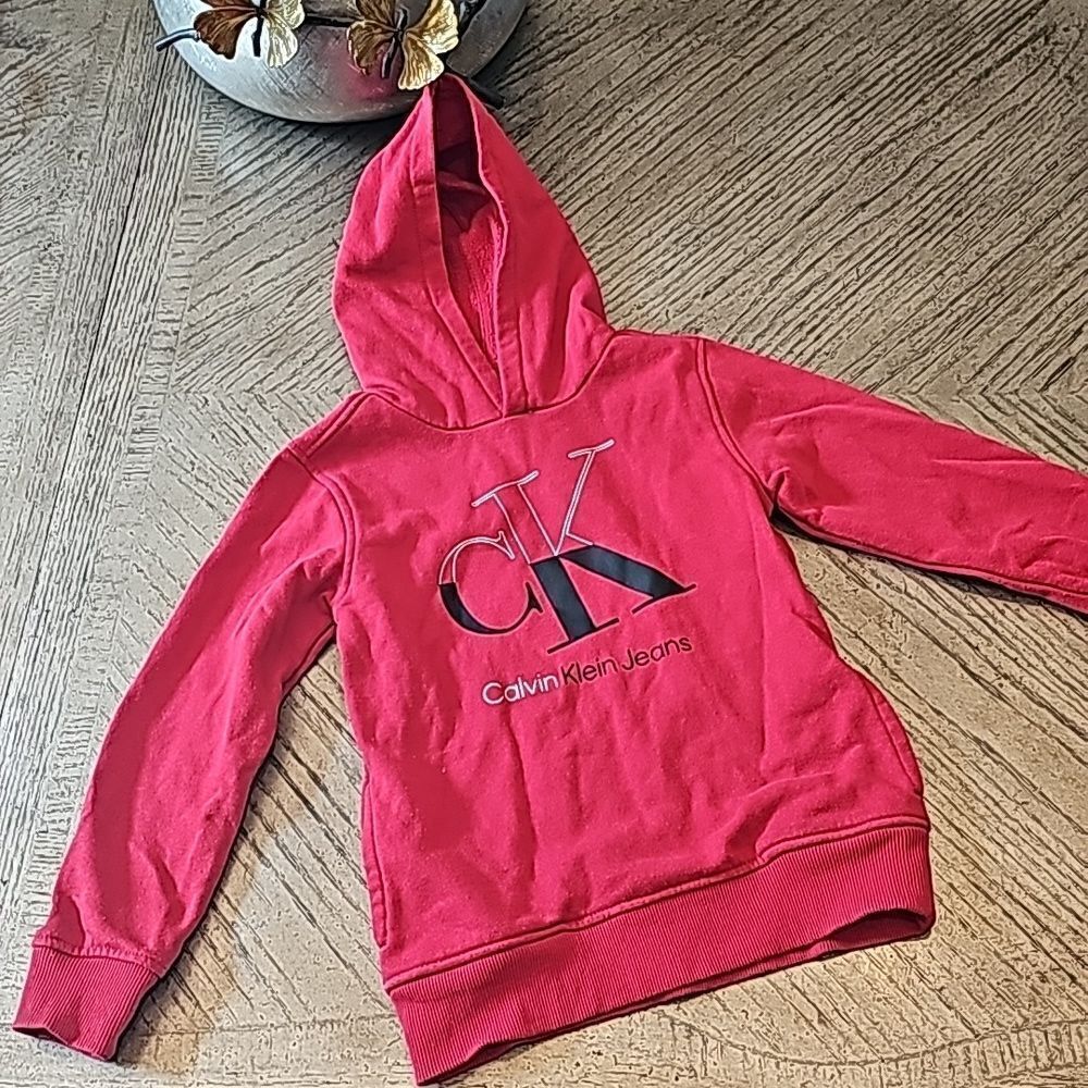 Boys Calvin Klein sweater size 6